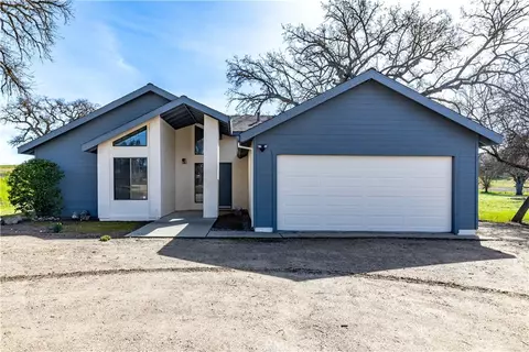 69237 Interlake Rd, Lockwood, CA 93932