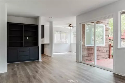 Living - 6281 York Mtn, Templeton, CA 93465 photo 2 of 3