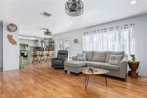 Living - 4987 Pretty Doe, Paso Robles, CA 93446 photo 1 of 2