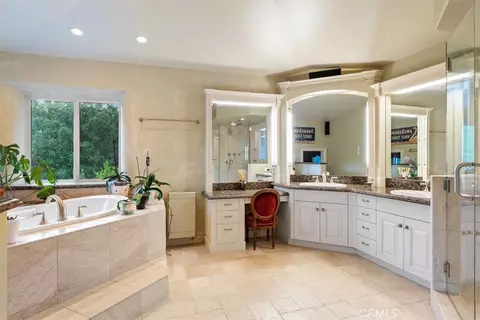 Bath - 1677 Rising Star Pl, Cayucos, CA 93430 photo 2 of 6
