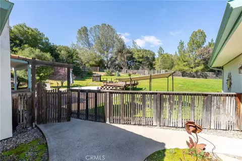Exterior - 325 Conover Ln, Templeton, CA 93465 photo 7 of 12