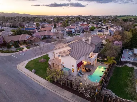 View/Area - 1945 Fieldstone, Paso Robles, CA 93446 photo 3 of 4