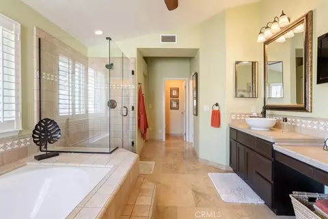 Bath - 1945 Fieldstone, Paso Robles, CA 93446 photo 2 of 5