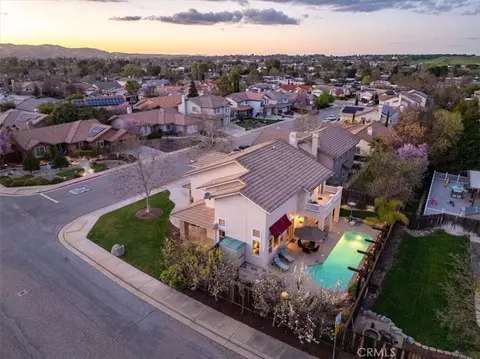 View/Area - 1945 Fieldstone, Paso Robles, CA 93446 photo 4 of 5