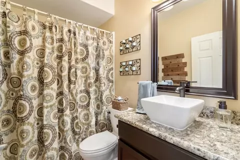 Bath - 1945 Fieldstone, Paso Robles, CA 93446 photo 5 of 5