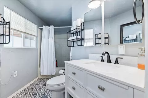 Bath - 4922 Longhorn Ln, Paso Robles, CA 93446 photo 2 of 4
