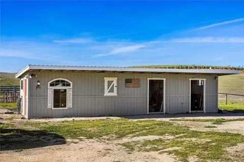 Other - 7491 Kingsbury Rd, Templeton, CA 93465 photo 2 of 9