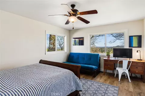 Bedroom - 7491 Kingsbury Rd, Templeton, CA 93465 photo 3 of 5