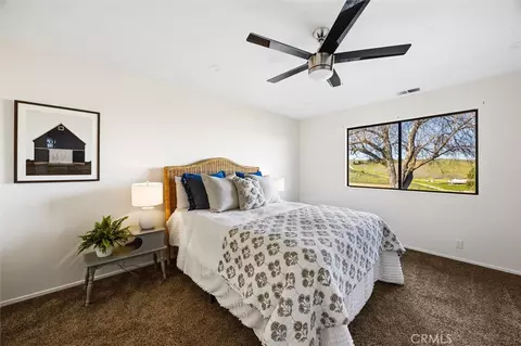 Bedroom - 7491 Kingsbury Rd, Templeton, CA 93465 photo 4 of 5