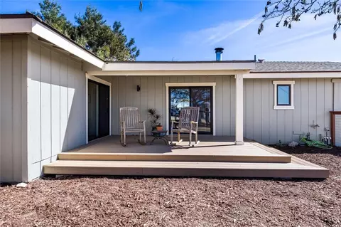 Exterior - 7491 Kingsbury Rd, Templeton, CA 93465 photo 4 of 13