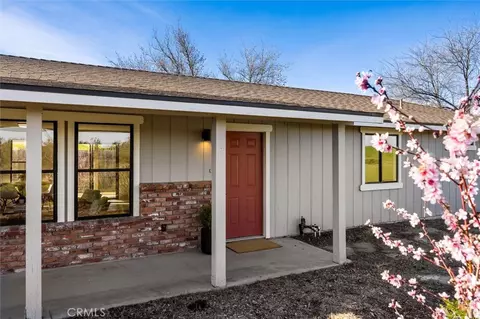 Exterior - 7491 Kingsbury Rd, Templeton, CA 93465 photo 12 of 13