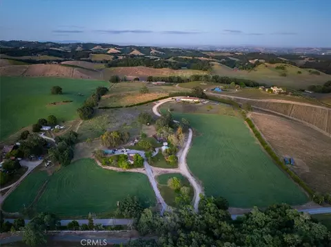 View/Area - 5250 Vineyard, Paso Robles, CA 93446 photo 2 of 6