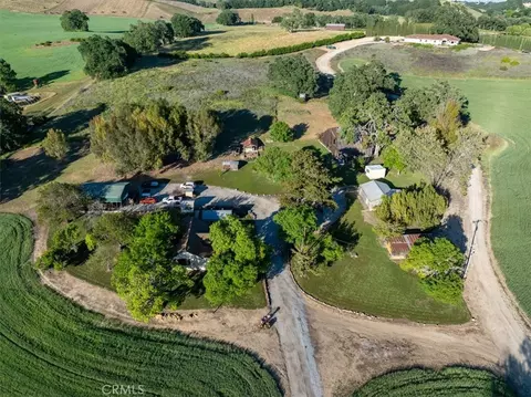 View/Area - 5250 Vineyard, Paso Robles, CA 93446 photo 4 of 6