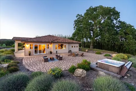 Exterior - 5250 Vineyard, Paso Robles, CA 93446 photo 3 of 26