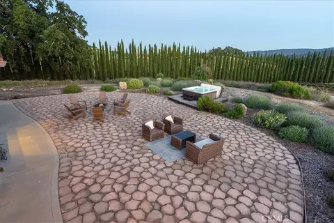 Exterior - 5250 Vineyard, Paso Robles, CA 93446 photo 5 of 26