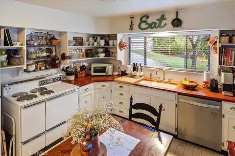 Kitchen - 5250 Vineyard, Paso Robles, CA 93446 photo 6 of 6