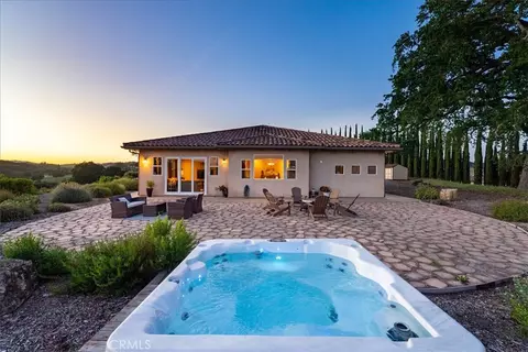 Exterior - 5250 Vineyard, Paso Robles, CA 93446 photo 7 of 26