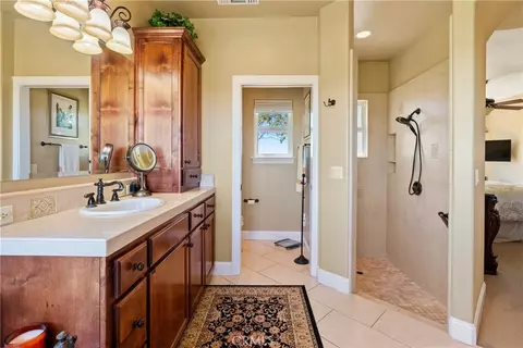 Bath - 5385 Camp 8, Paso Robles, CA 93446 photo 3 of 5