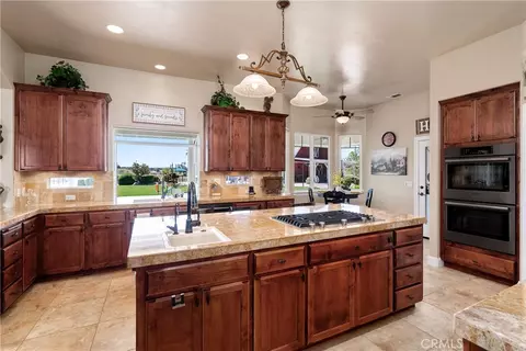 Kitchen - 5385 Camp 8, Paso Robles, CA 93446 photo 1 of 2