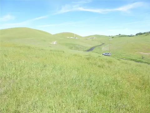 0 Douglas Rd, San Miguel, CA 93451