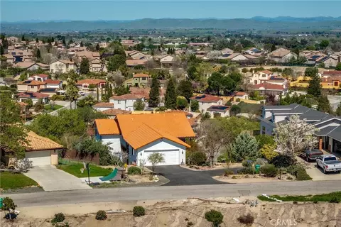 View/Area - 731 Renate Way, Paso Robles, CA 93446 photo 7 of 7
