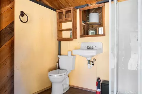 Bath - 5765 Dago Ln, Paso Robles, CA 93446 photo 2 of 2
