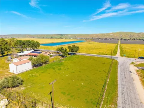 View/Area - 2100 Starkey Rd, Shandon, CA 93461 photo 6 of 10