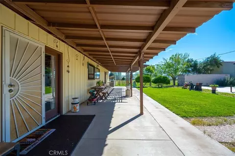 Exterior - 2100 Starkey Rd, Shandon, CA 93461 photo 5 of 8