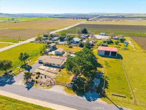 View/Area - 2100 Starkey Rd, Shandon, CA 93461 photo 3 of 10