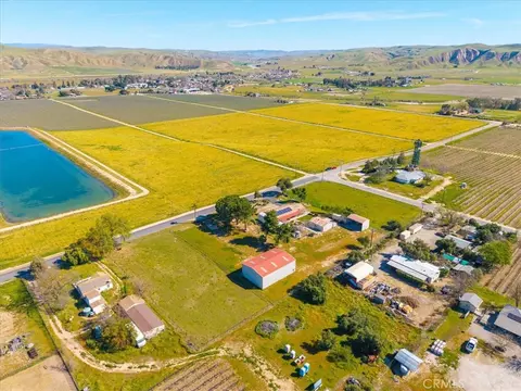 View/Area - 2100 Starkey Rd, Shandon, CA 93461 photo 7 of 10