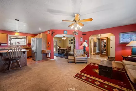 Living - 2100 Starkey Rd, Shandon, CA 93461 photo 2 of 2