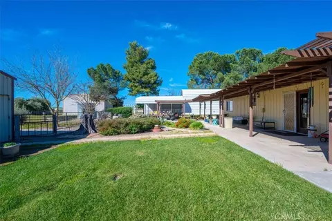 Exterior - 2100 Starkey Rd, Shandon, CA 93461 photo 6 of 8