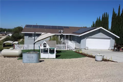 8199 Plane Vw, Paso Robles, CA 93446