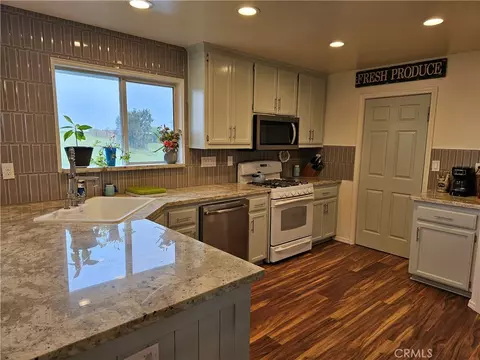 Kitchen - 8199 Plane Vw, Paso Robles, CA 93446 photo 1 of 3
