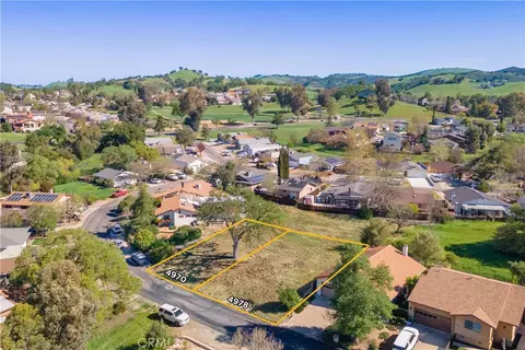 4970 Pretty Doe Ln, Paso Robles, CA 93446