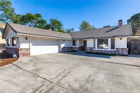 2466 Beechwood Dr, Paso Robles, CA 93446