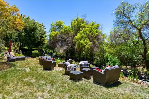 Exterior - 5405 Vineyard Dr, Paso Robles, CA 93446 photo 17 of 24