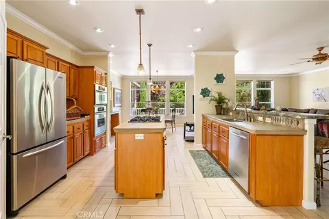 Kitchen - 5405 Vineyard Dr, Paso Robles, CA 93446 photo 5 of 5