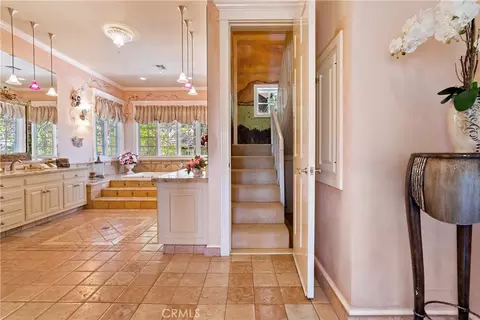 Entry Way - 5405 Vineyard Dr, Paso Robles, CA 93446 photo 3 of 3