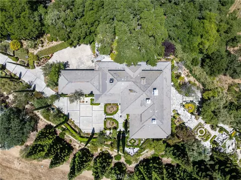 View/Area - 5405 Vineyard Dr, Paso Robles, CA 93446 photo 2 of 2