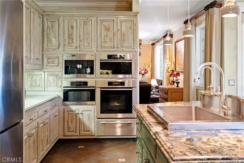 Kitchen - 5405 Vineyard Dr, Paso Robles, CA 93446 photo 3 of 5