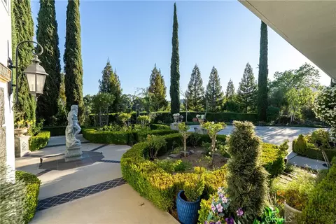 Exterior - 5405 Vineyard Dr, Paso Robles, CA 93446 photo 8 of 24