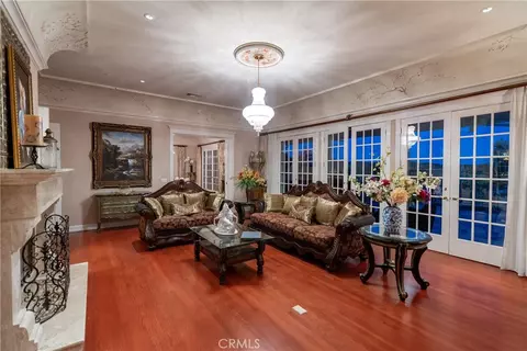 Living - 5405 Vineyard Dr, Paso Robles, CA 93446 photo 2 of 8