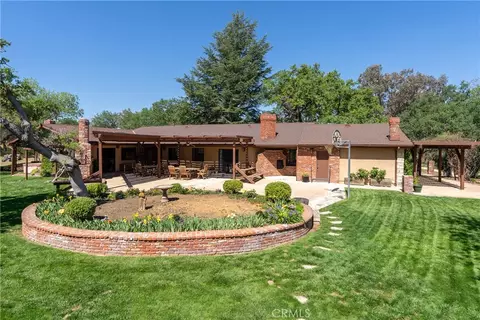 Exterior - 6125 El Pomar, Templeton, CA 93465 photo 5 of 14
