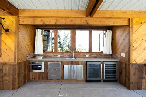 Kitchen - 6125 El Pomar, Templeton, CA 93465 photo 4 of 4
