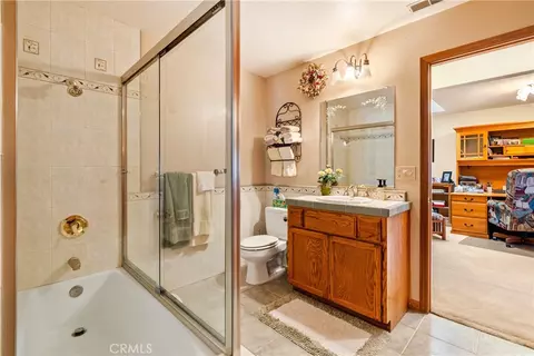 Bath - 6125 El Pomar, Templeton, CA 93465 photo 4 of 5