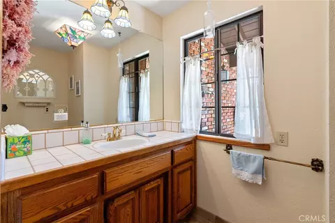 Bath - 6125 El Pomar, Templeton, CA 93465 photo 1 of 5