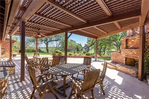 Exterior - 6125 El Pomar, Templeton, CA 93465 photo 6 of 13