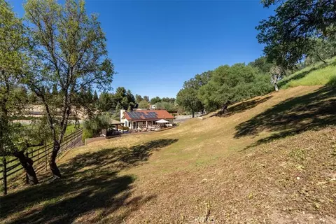 Exterior - 5660 Ground Squirrel, Paso Robles, CA 93446 photo 17 of 18