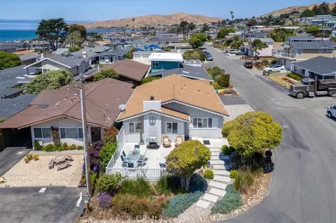 View/Area - 57 17th St, Cayucos, CA 93430 photo 3 of 5
